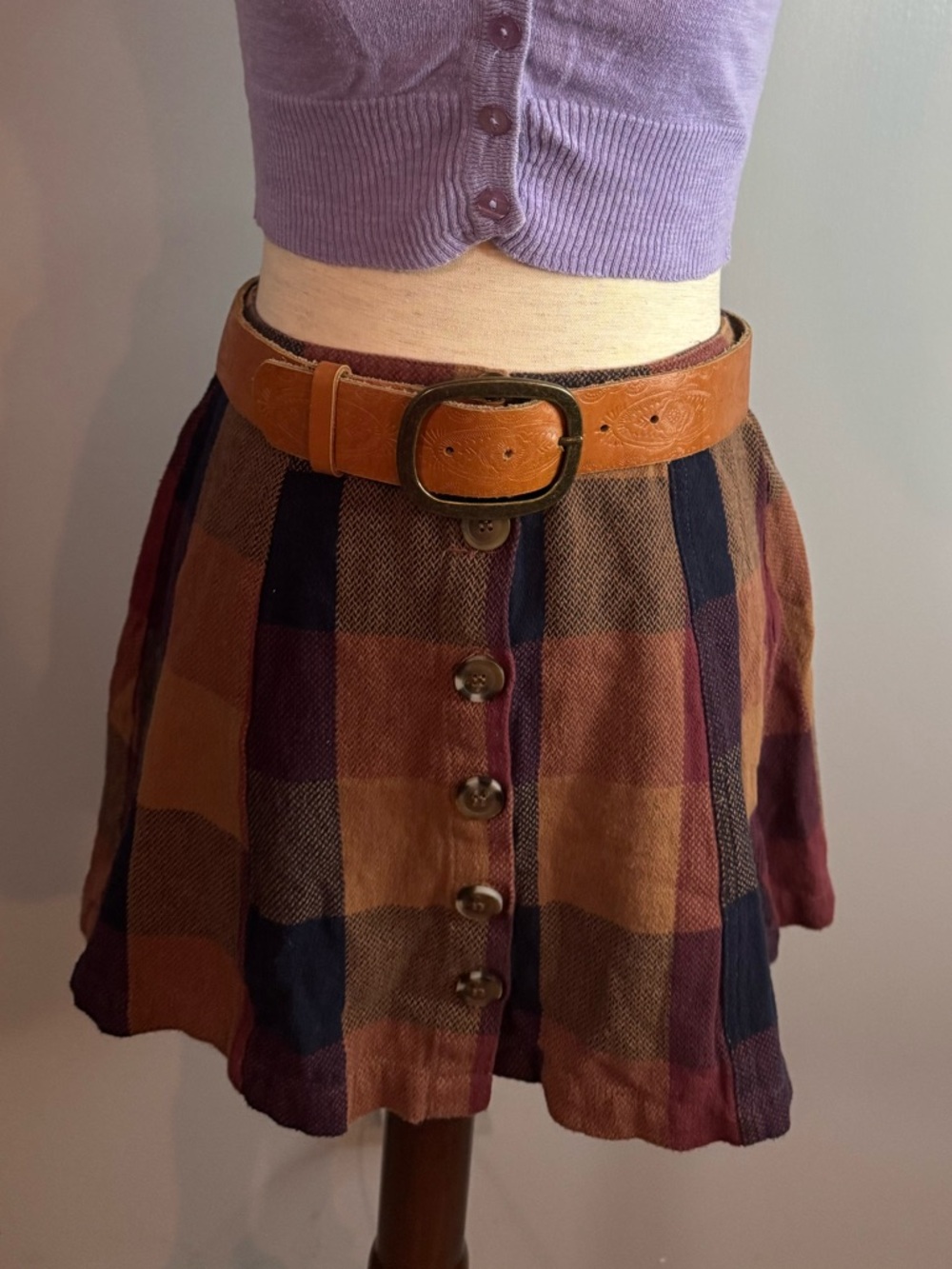 Chelsea & Violet Plaid Button-Front Mini Skirt in Brown & Burgundy Size Small